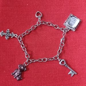 Charm bracelet